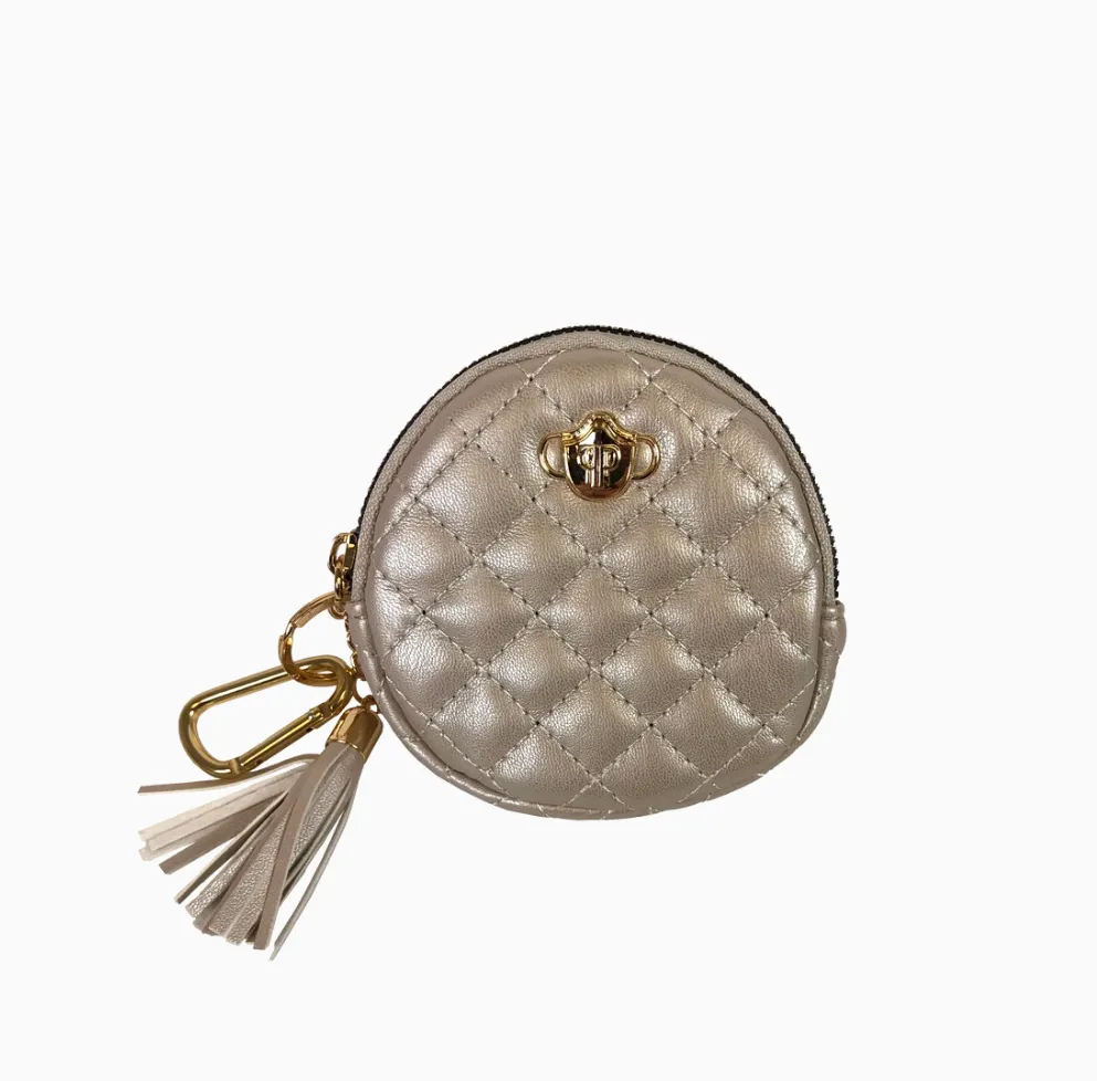 Mask Holder in Quilted Vegan Leather