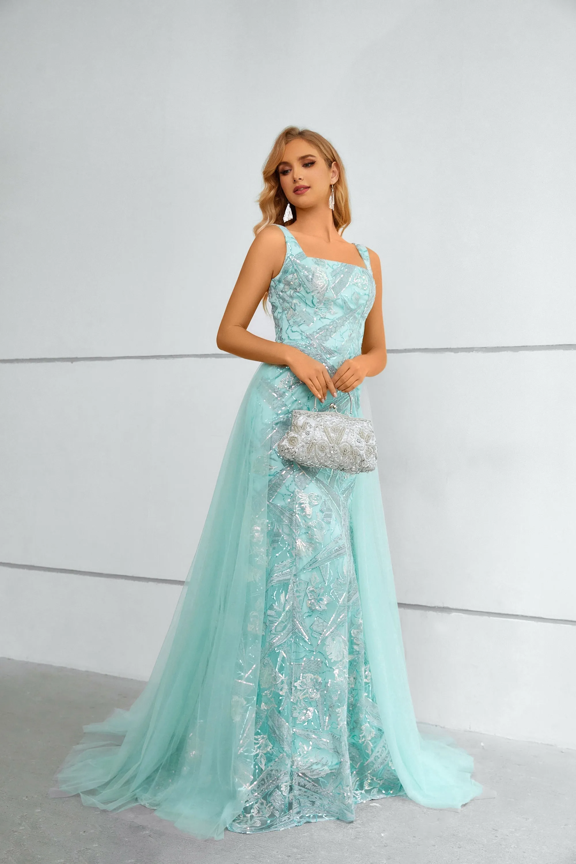 Mermaid Square Lace Applique Floor-length Sleeveless Backless Prom Dress with Side Train