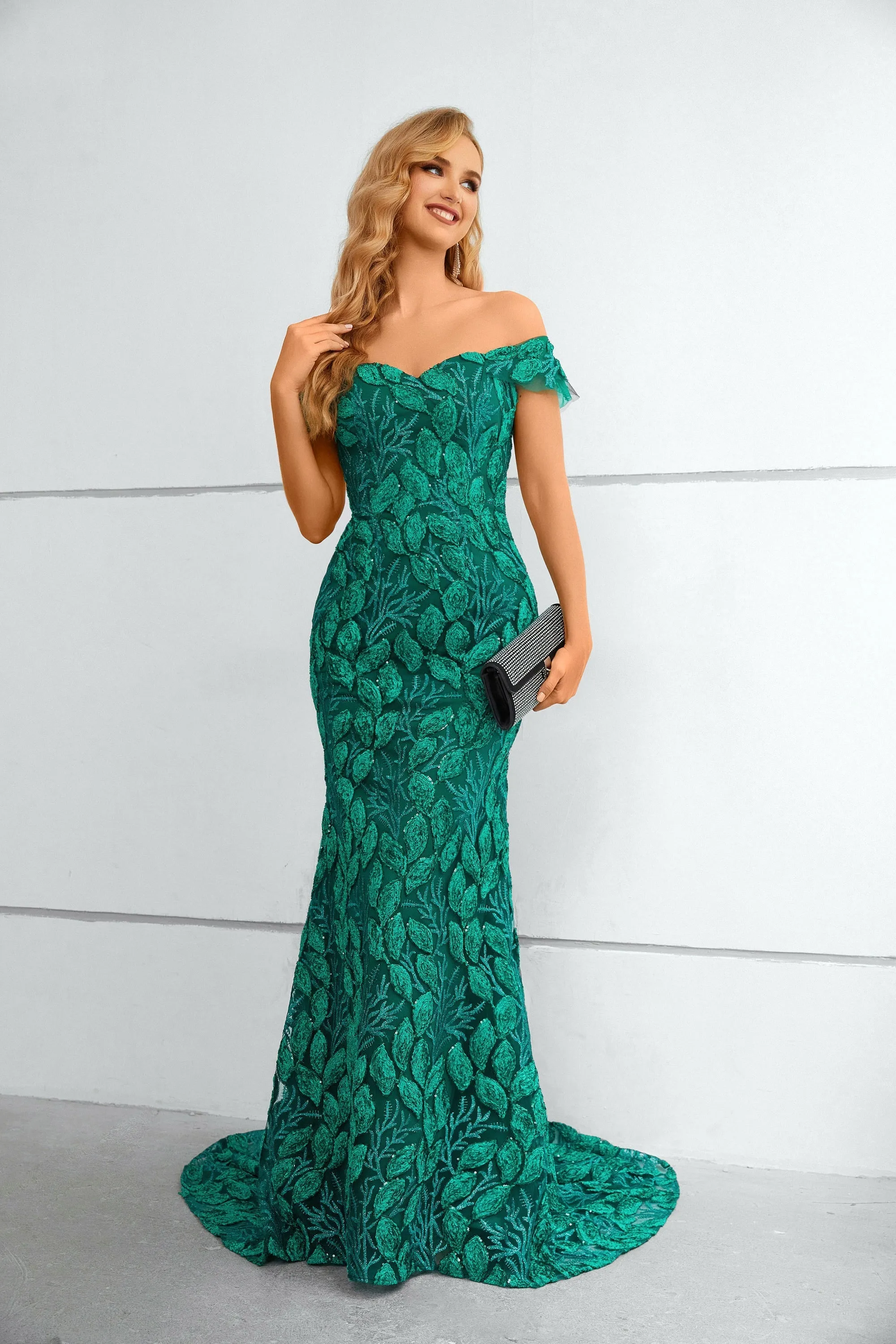 Mermaid Sweetheart Off-the-shoulder Floor-length Sleeveless Backless Appliques Lace Prom Dress