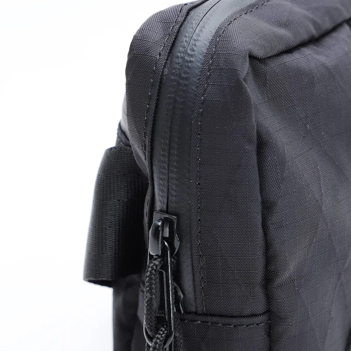 MINI TENSILE SLING BAG