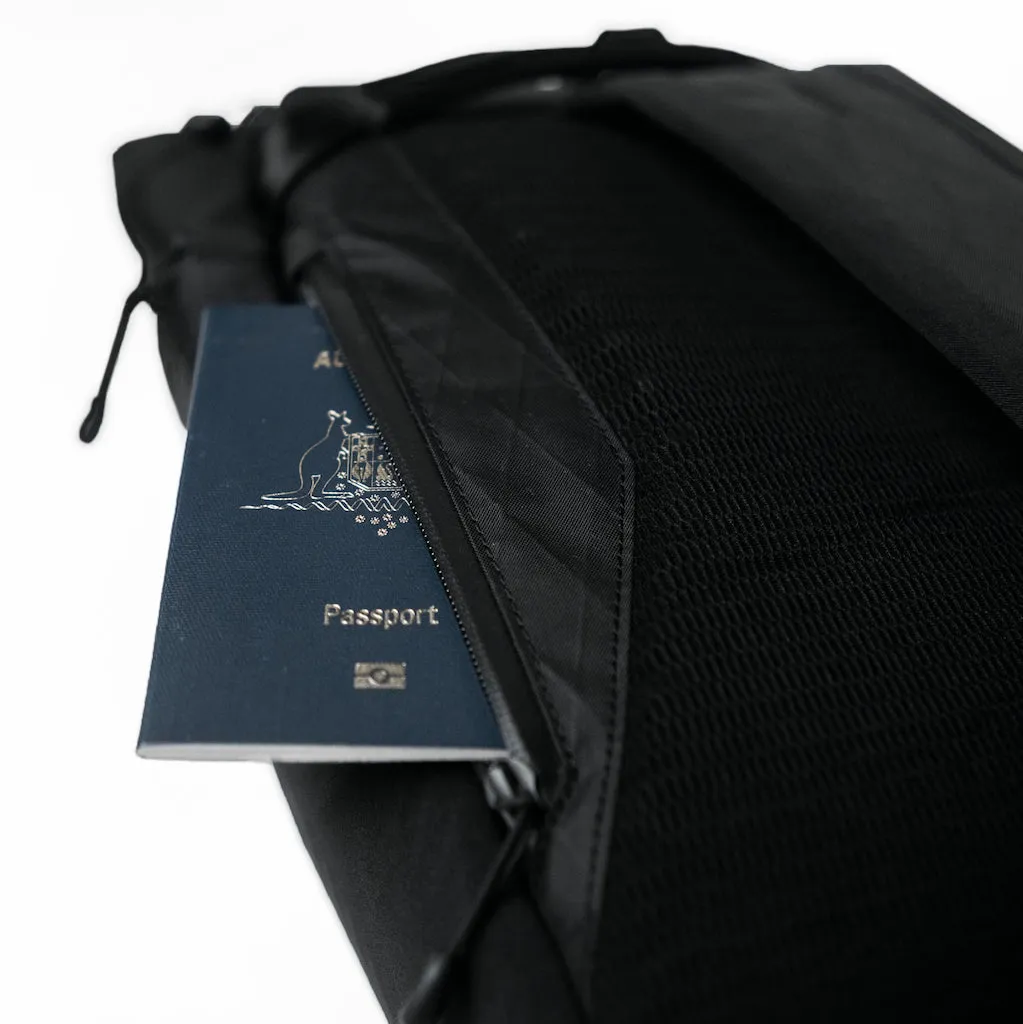 Modern Dayfarer Active Sling Pack (16L)