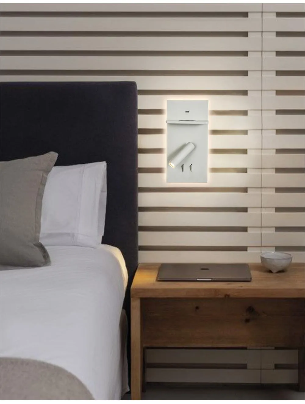Multi-Functional USB Wireless Wall Lamp