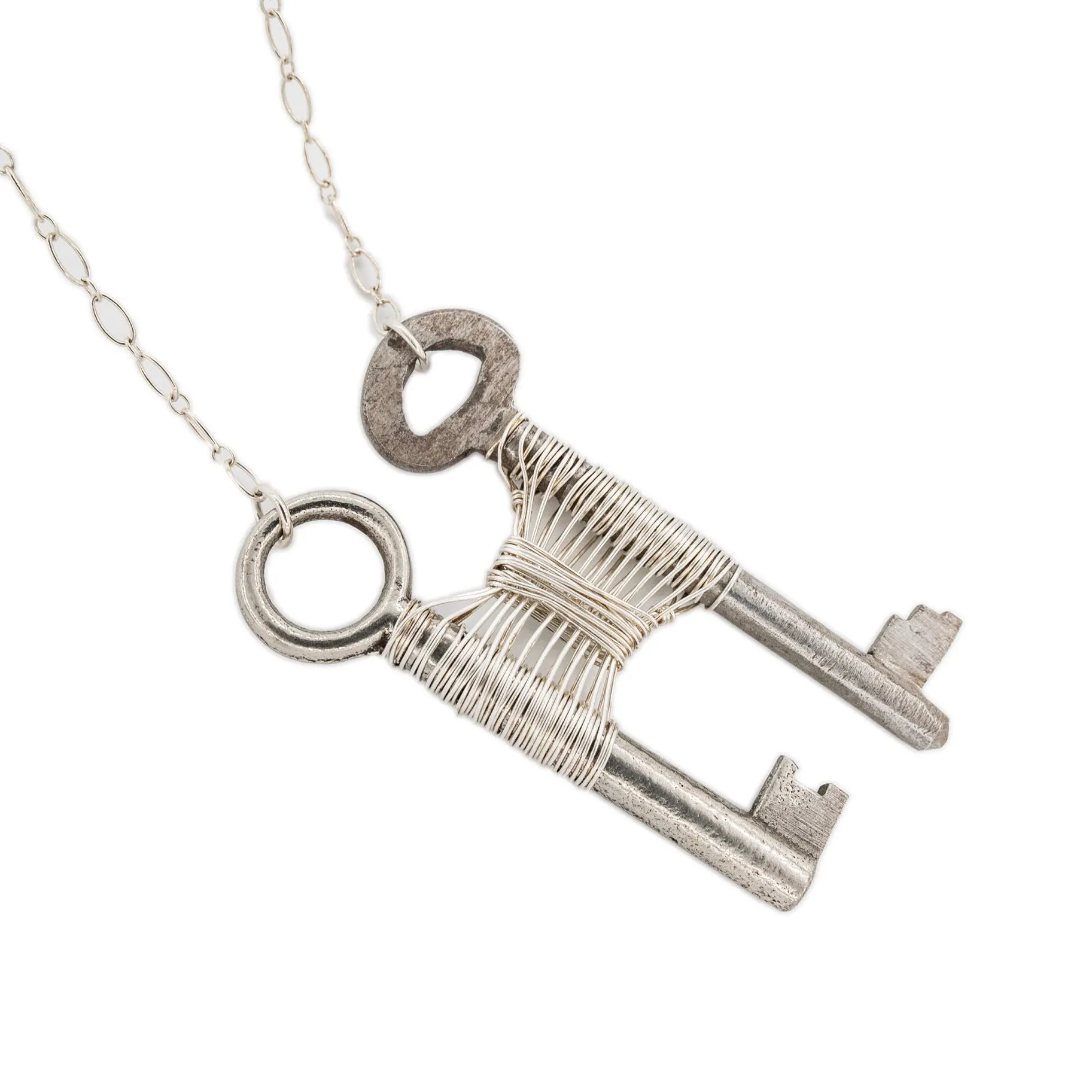 Nikolia - Exoskeleton - Skeleton Key Woven Silver Necklace