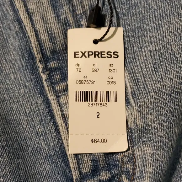 NWT super high rise Bermuda Express shorts