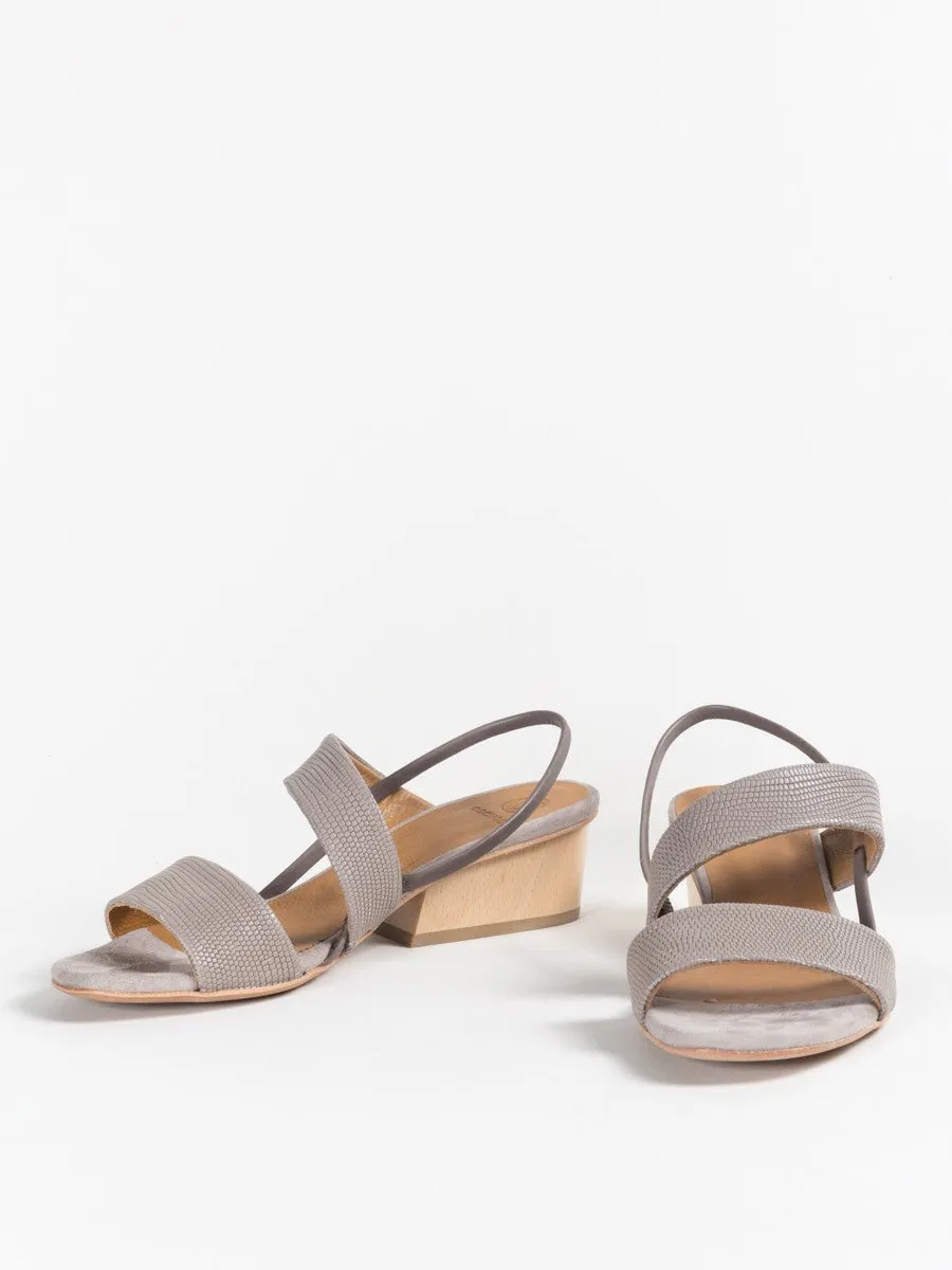 onshore sandal