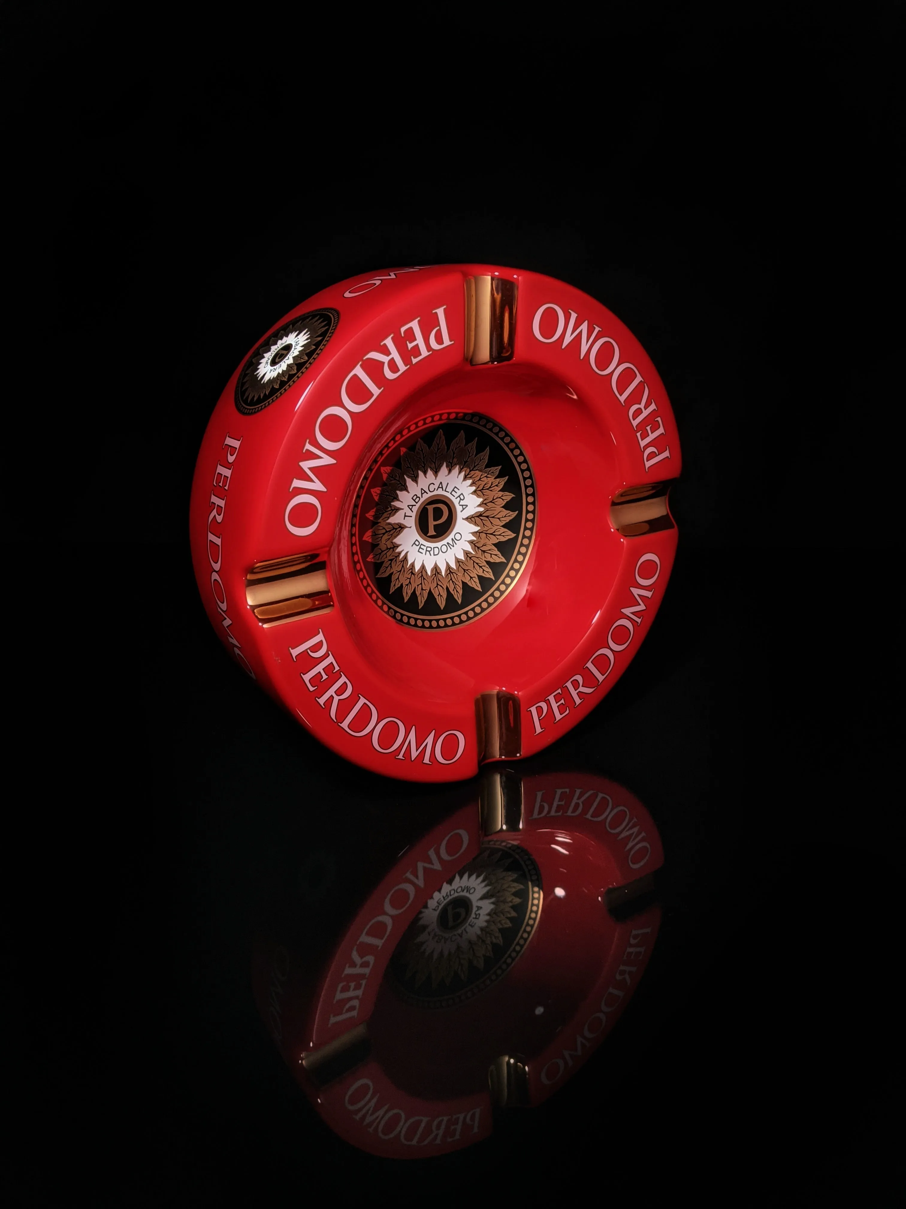 Perdomo Red and Gold  large ceramic ashtray 9" diameter NIB