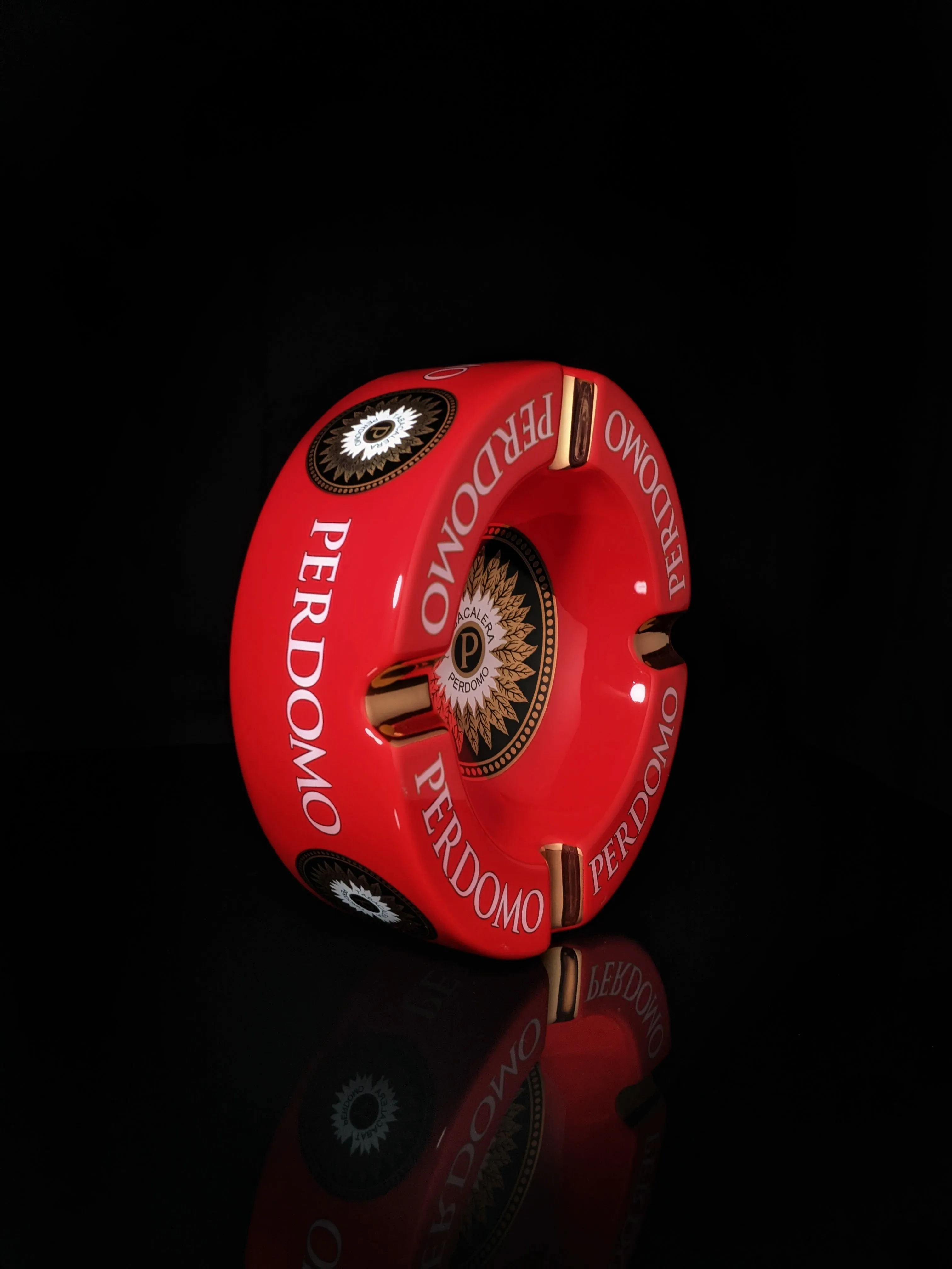 Perdomo Red and Gold  large ceramic ashtray 9" diameter NIB