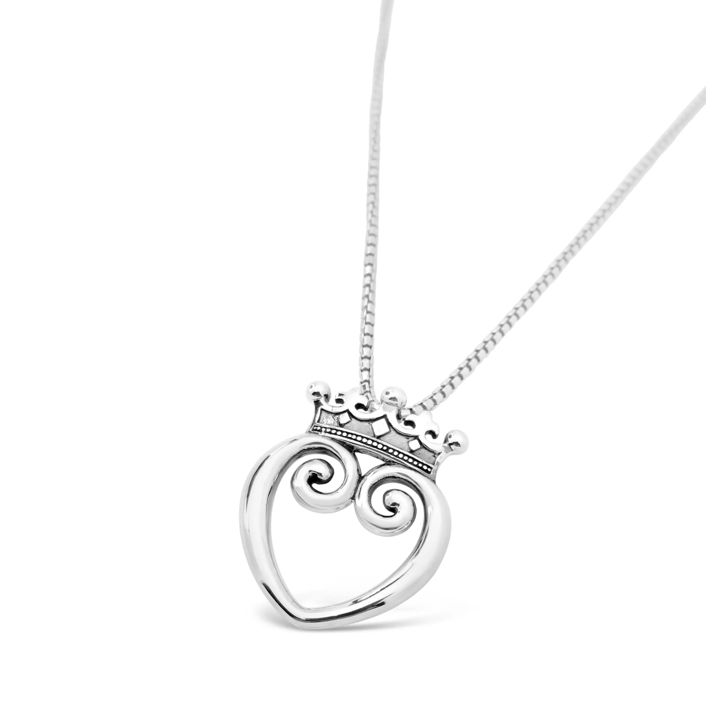 Queen of Hearts Pendant - Medium