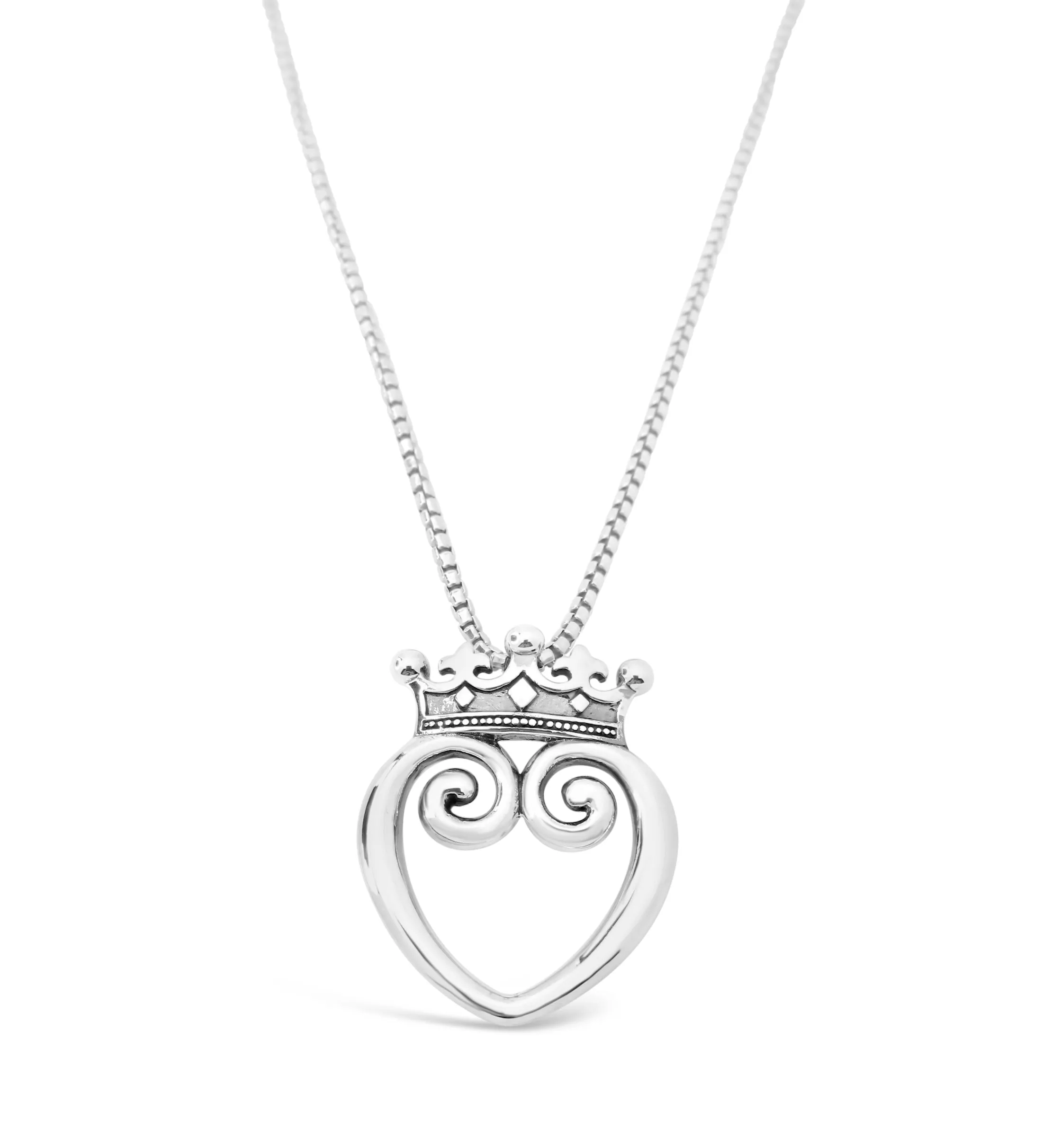 Queen of Hearts Pendant - Medium