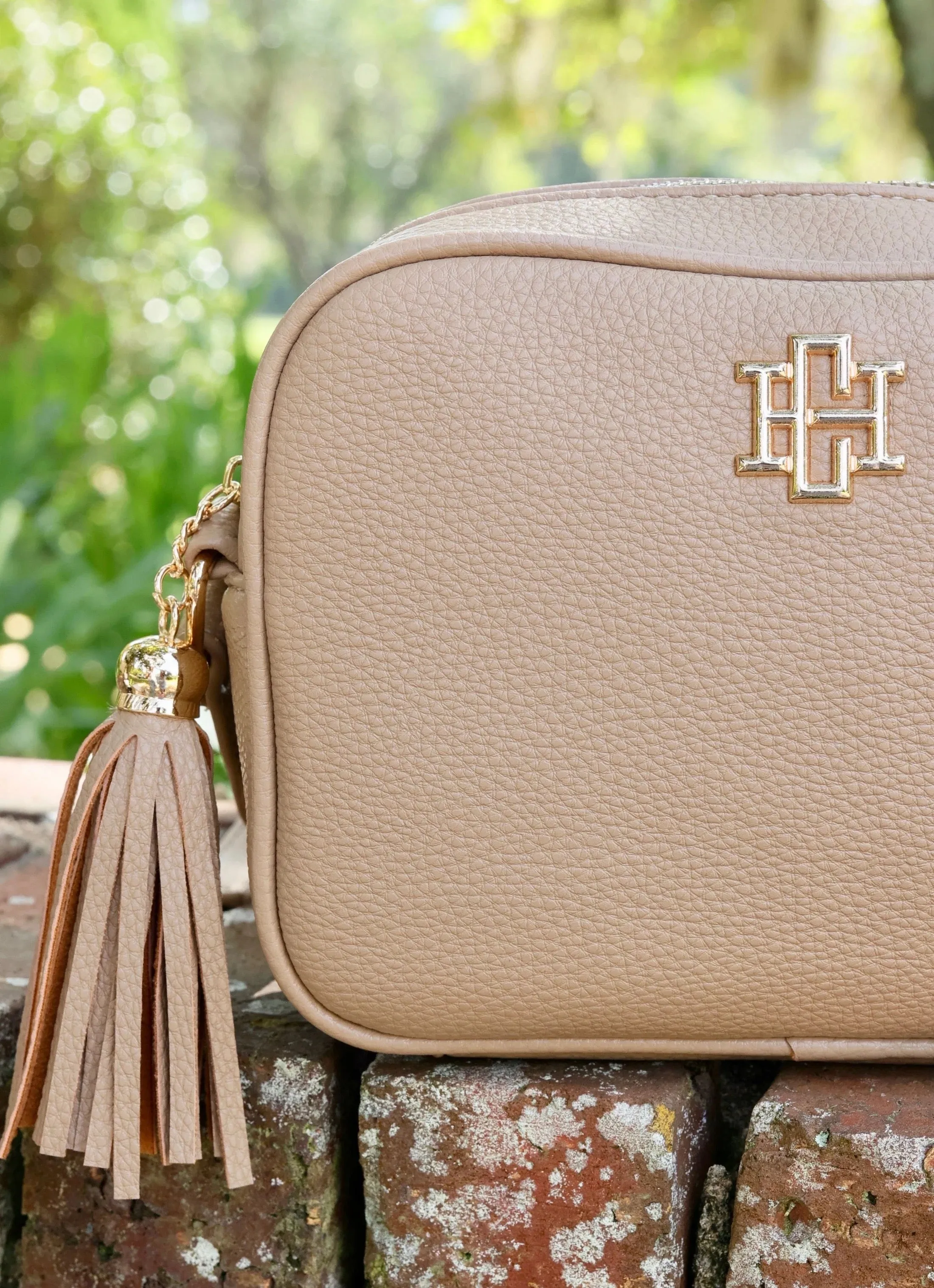 RYLIE CROSSBODY WITH TASSEL-TAUPE