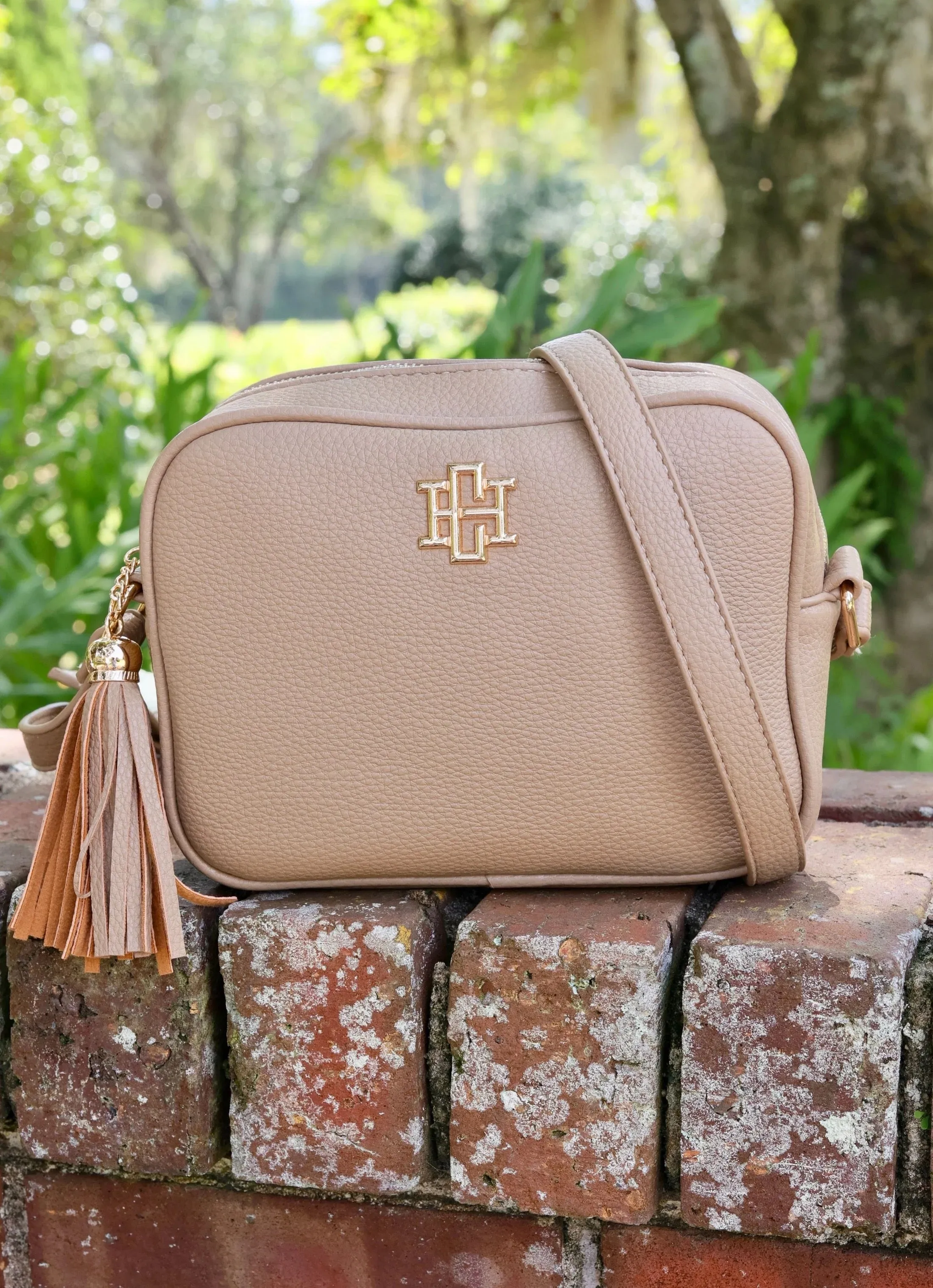 RYLIE CROSSBODY WITH TASSEL-TAUPE