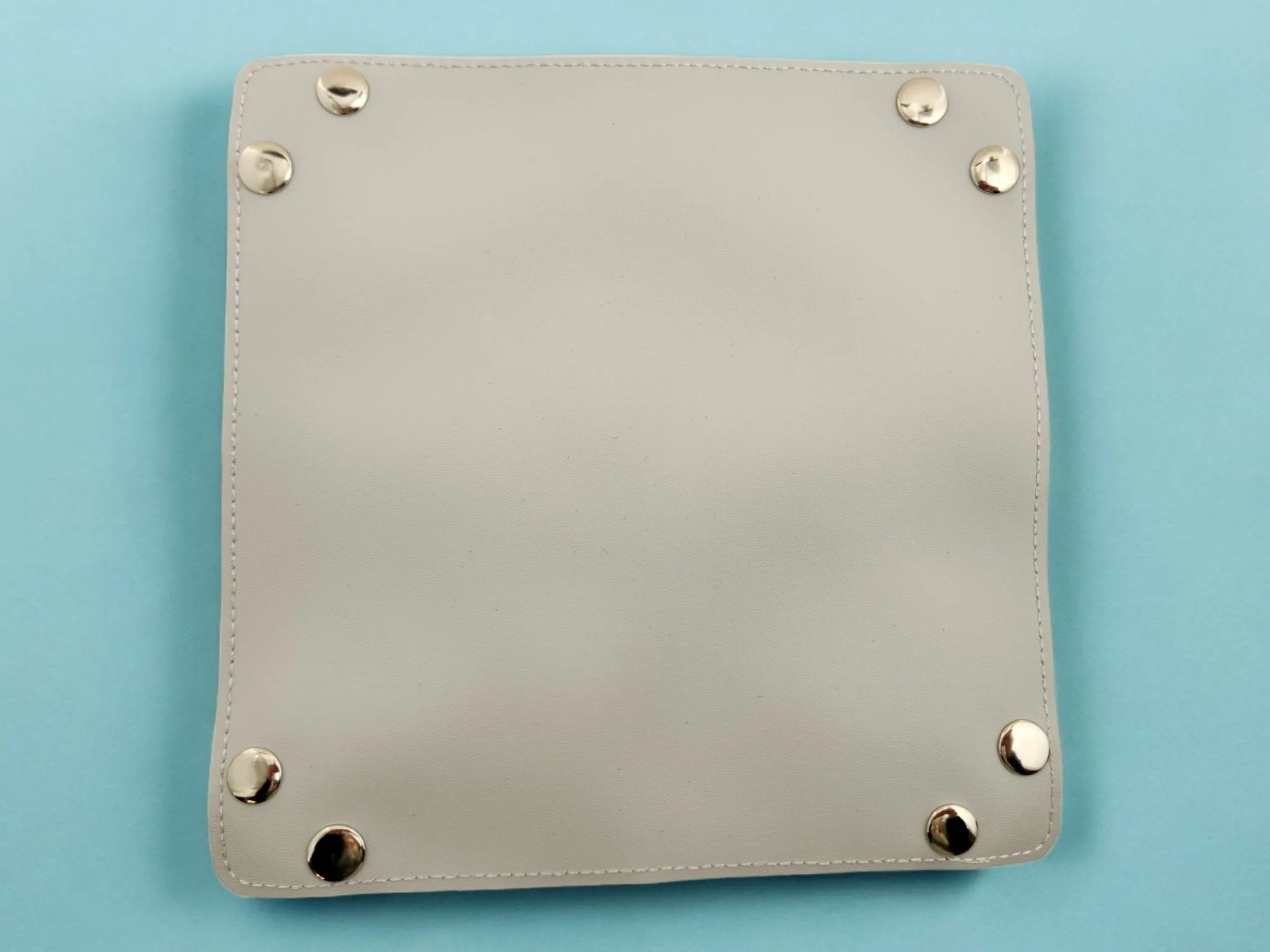 Set of swords dice tray