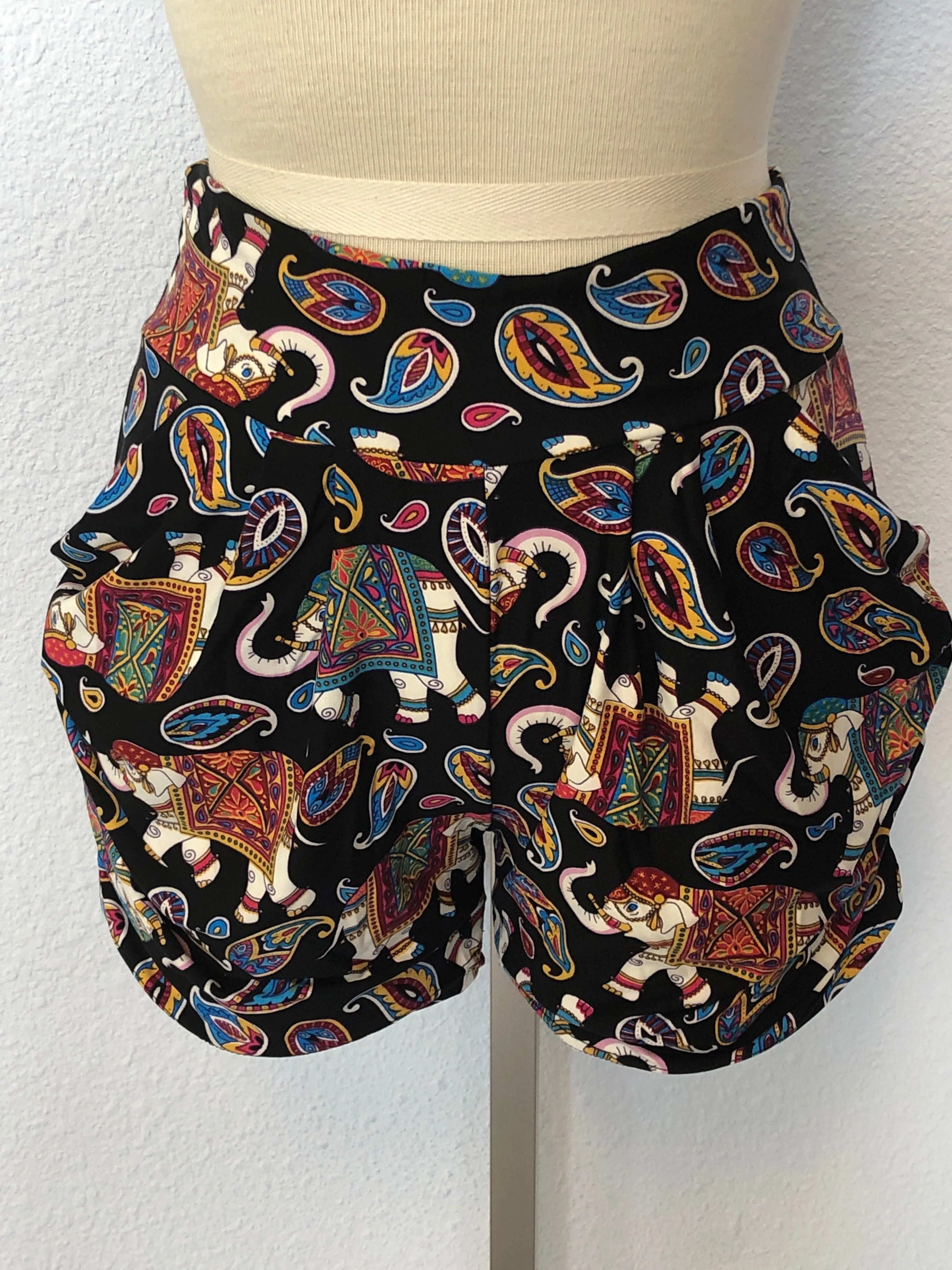 SOFT HAREM SHORTS