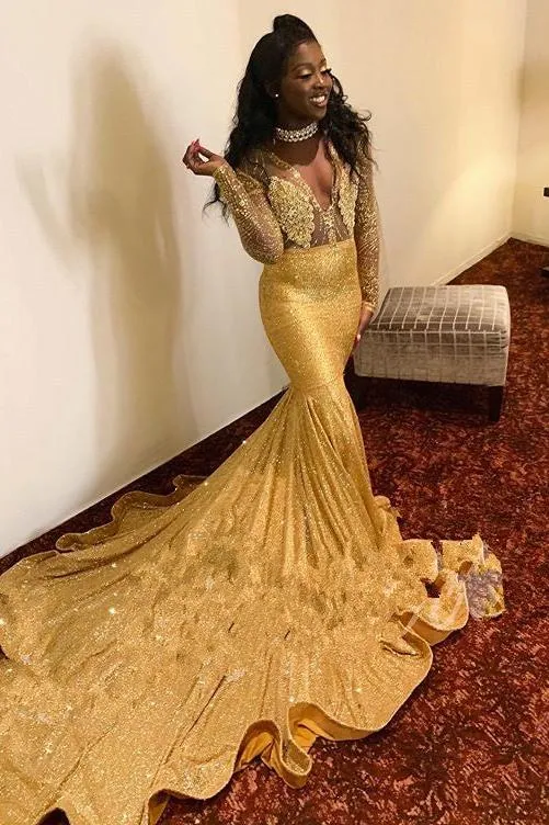 Sparkling Appliques Fit and Flare Prom Dresses Alluring Chic V-neck Gold Long Sleeves Evening Gowns