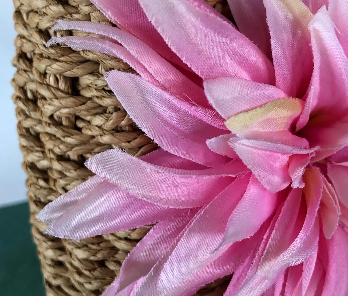 Spring bag