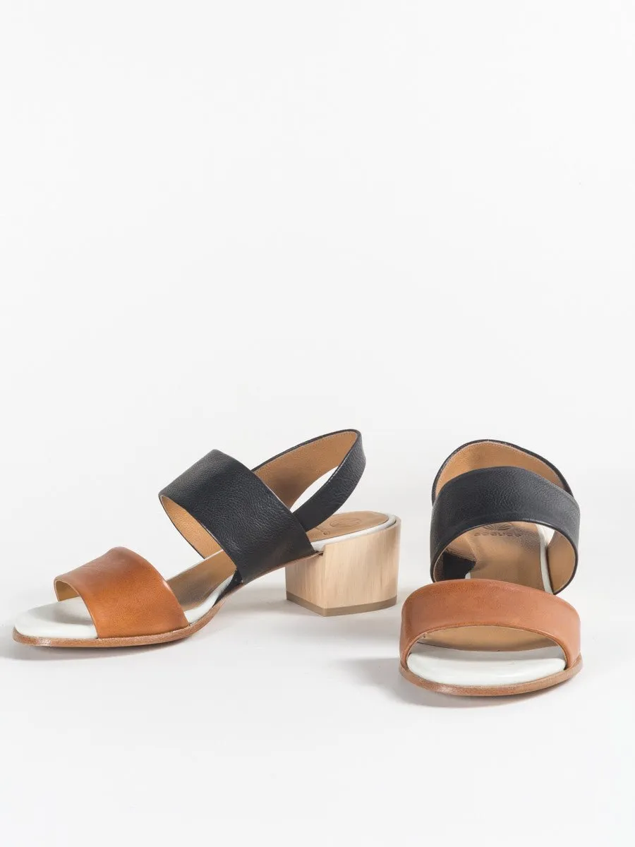 tares sandal