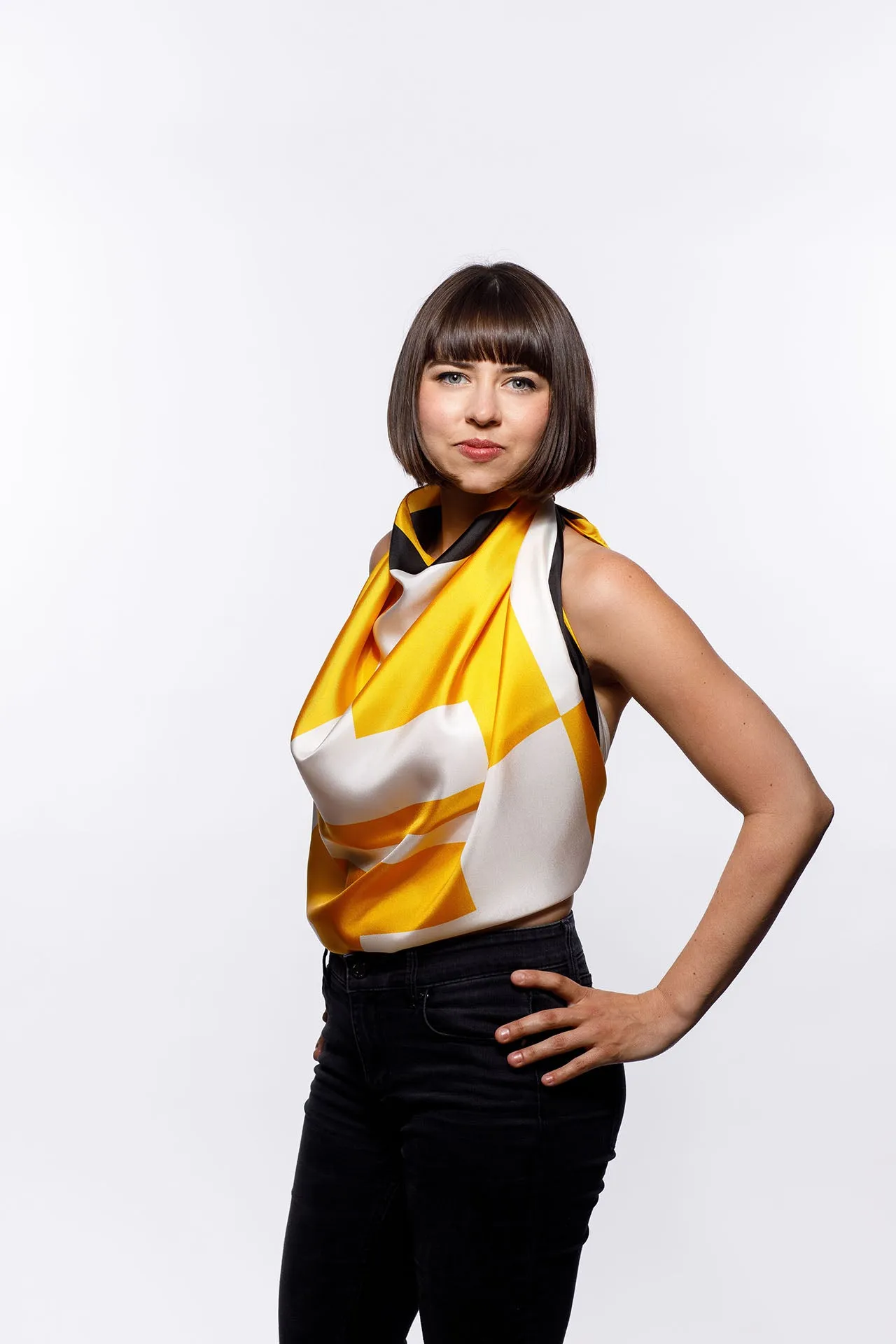 TT  CLASSIC LOGO SCARF