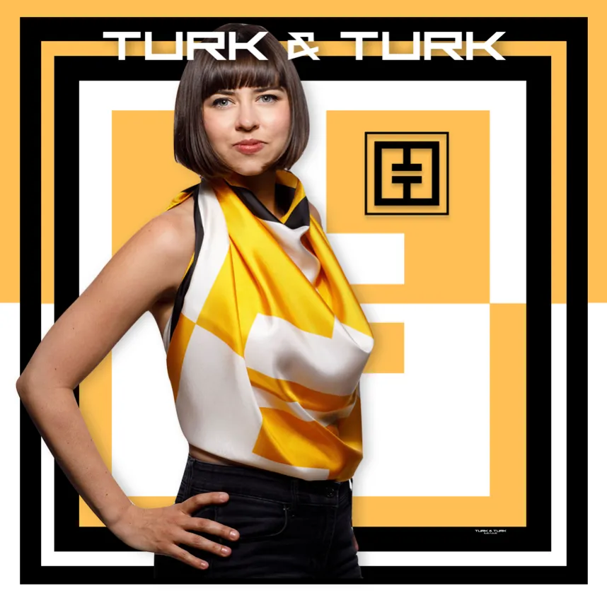 TT  CLASSIC LOGO SCARF