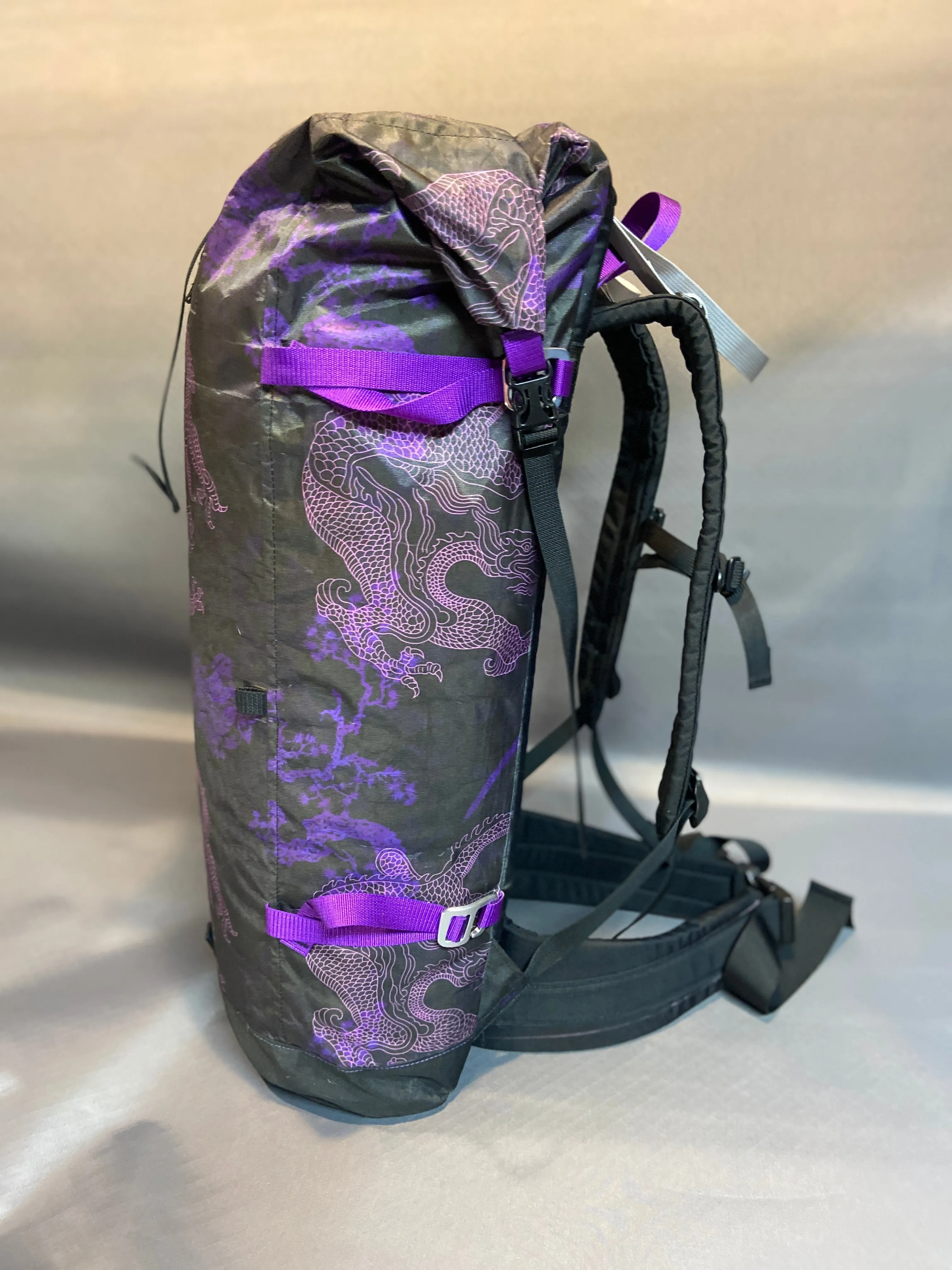 Ultra Light Dyneema Dragon pack