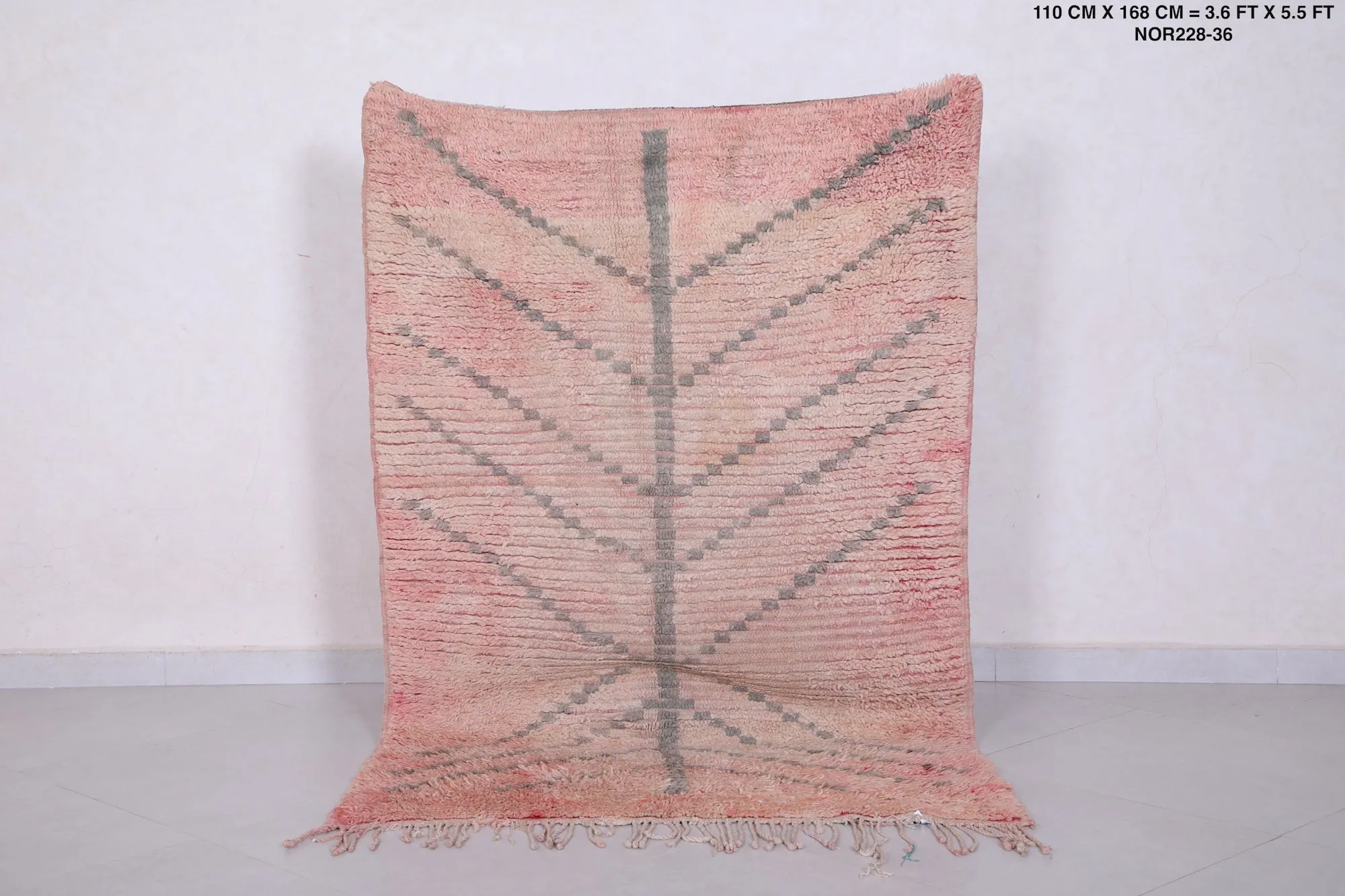 Vintage Berber Rug 3.6 x 5.5 ft | Handmade Moroccan Carpet