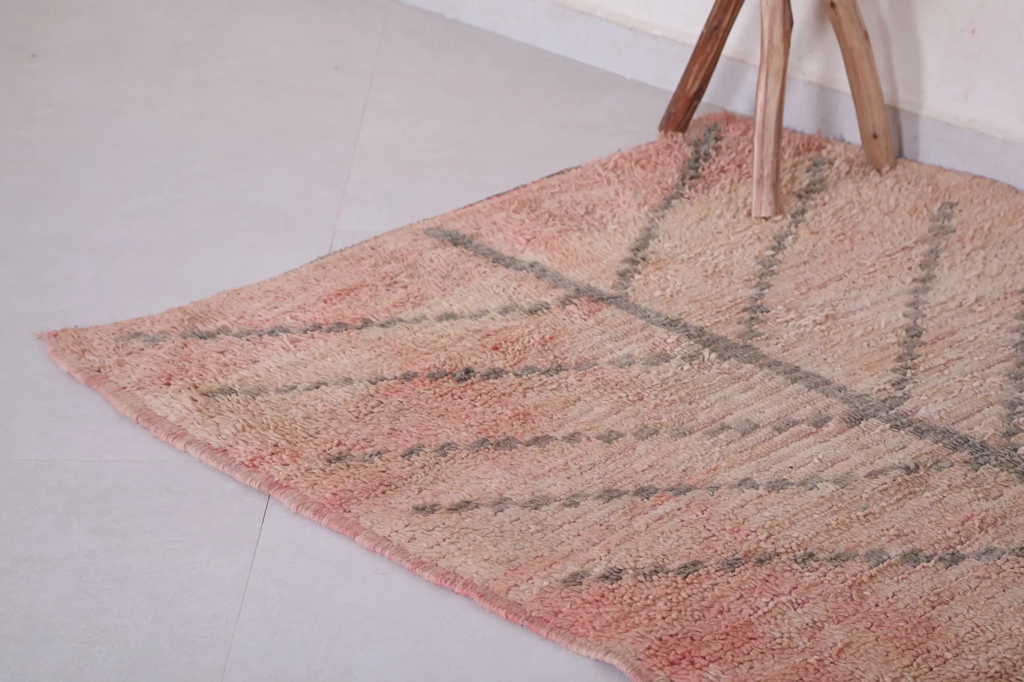 Vintage Berber Rug 3.6 x 5.5 ft | Handmade Moroccan Carpet