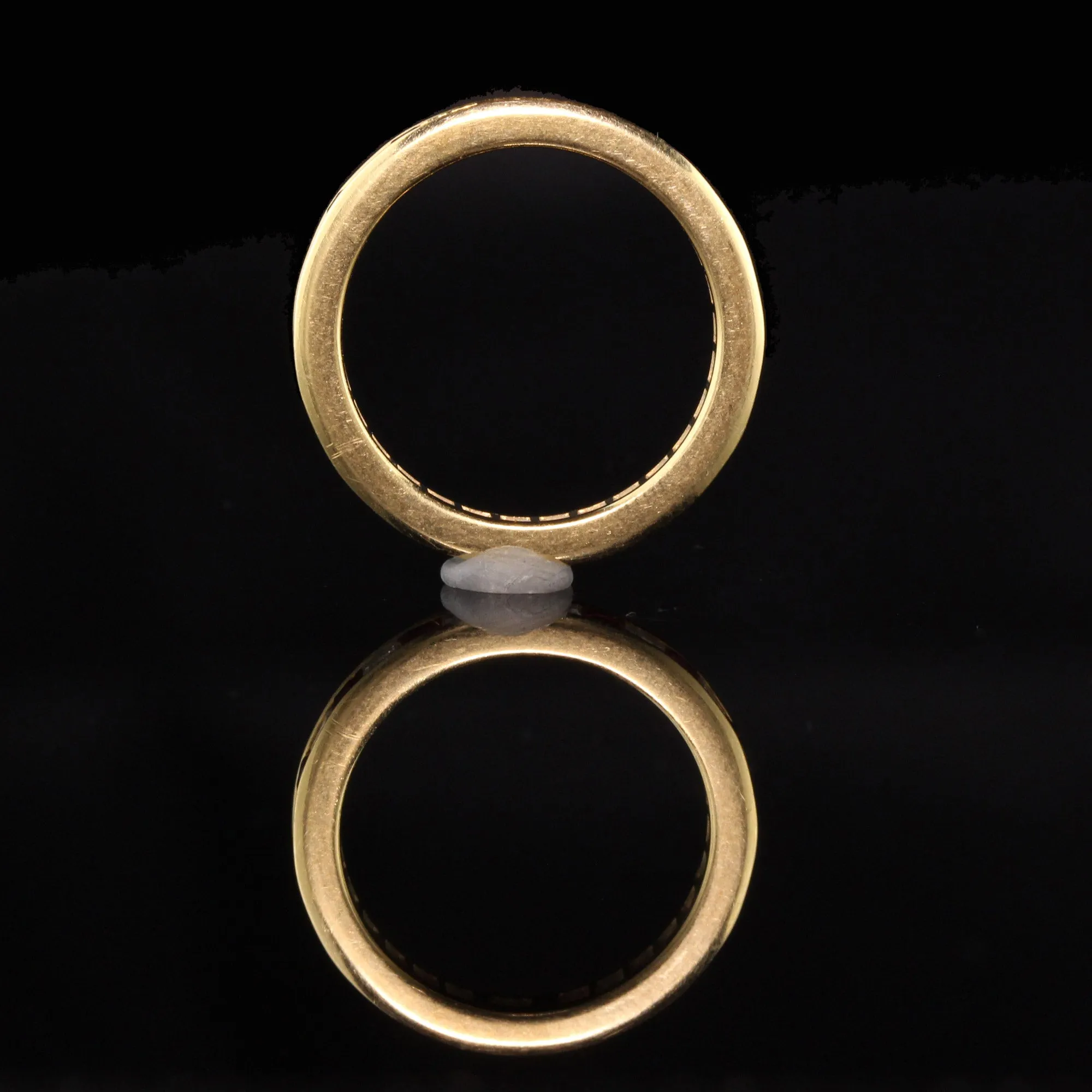 Vintage Estate 18K Yellow Gold Carre Cut Diamond and Ruby Wedding Band - Size 5.25