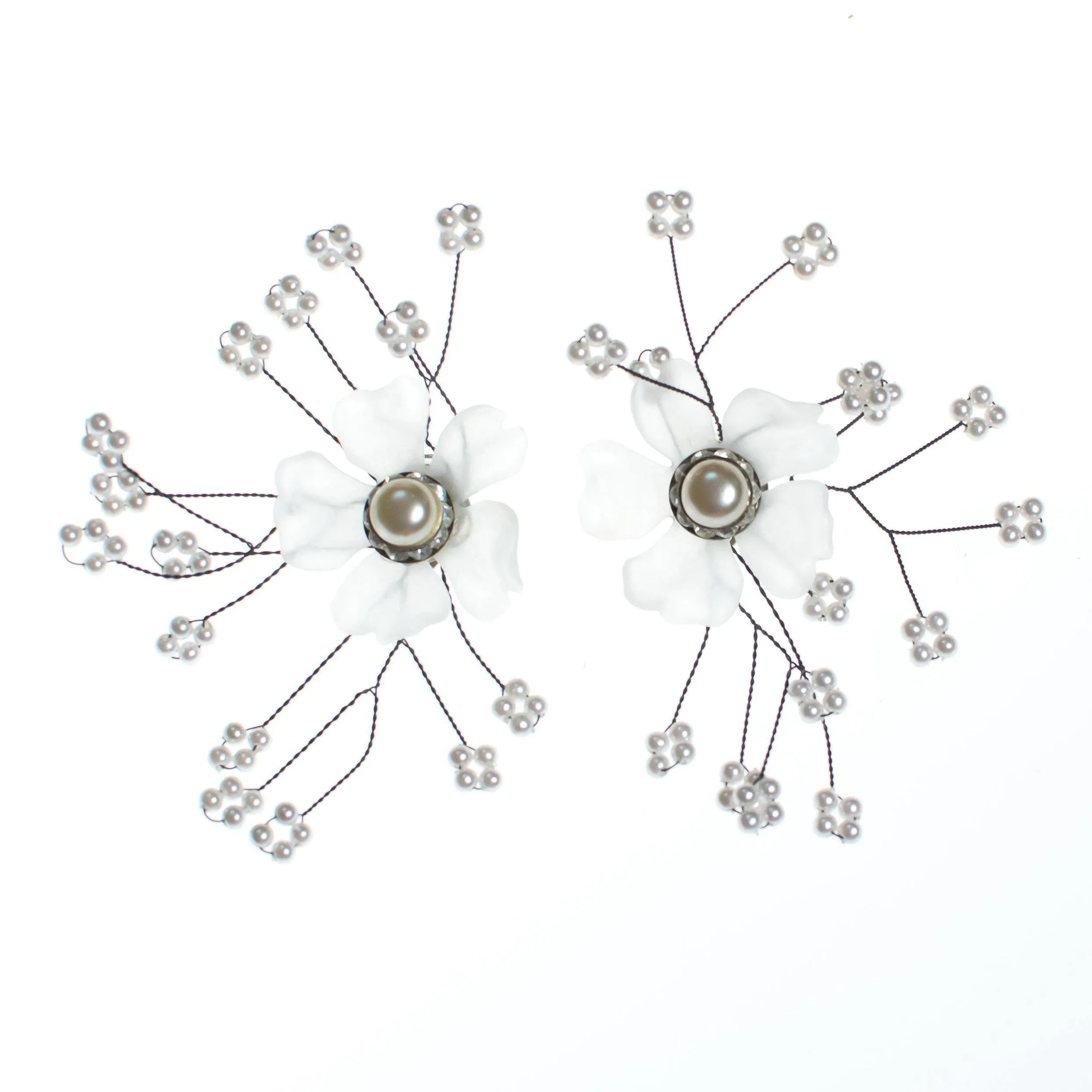 Vintage Frosted Lucite Flower Earrings