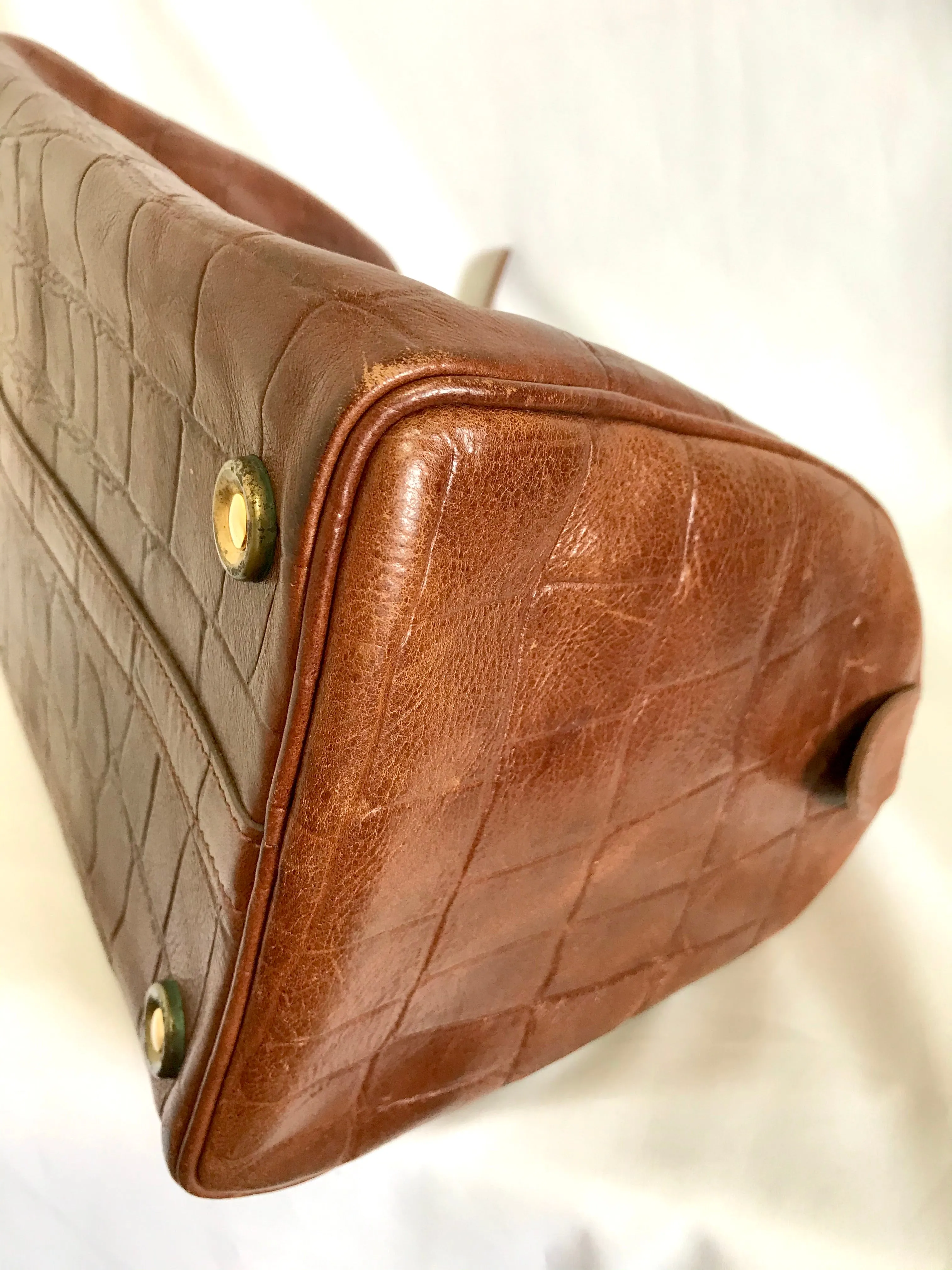 Vintage Mulberry brown croc embossed leather speedy bag style handbag. Classic unisex purse by Roger Saul. Must have bag.