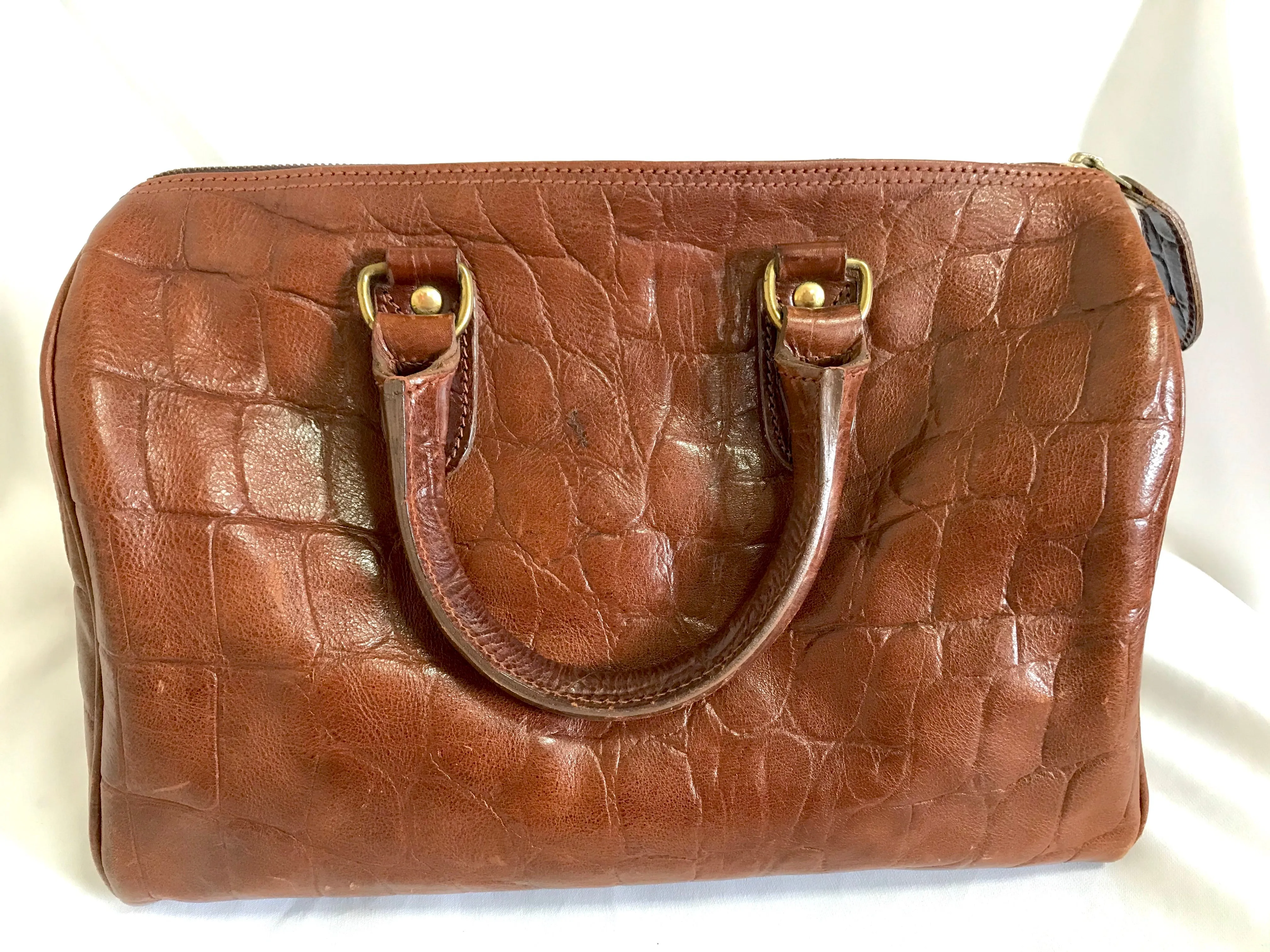 Vintage Mulberry brown croc embossed leather speedy bag style handbag. Classic unisex purse by Roger Saul. Must have bag.