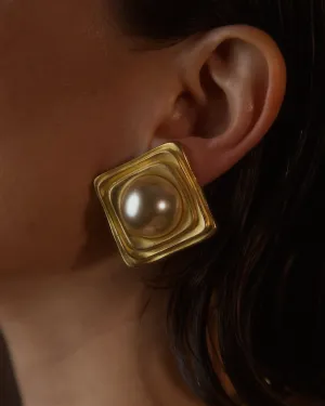 Vintage Oversized Matte Pearl Square Clip Ons