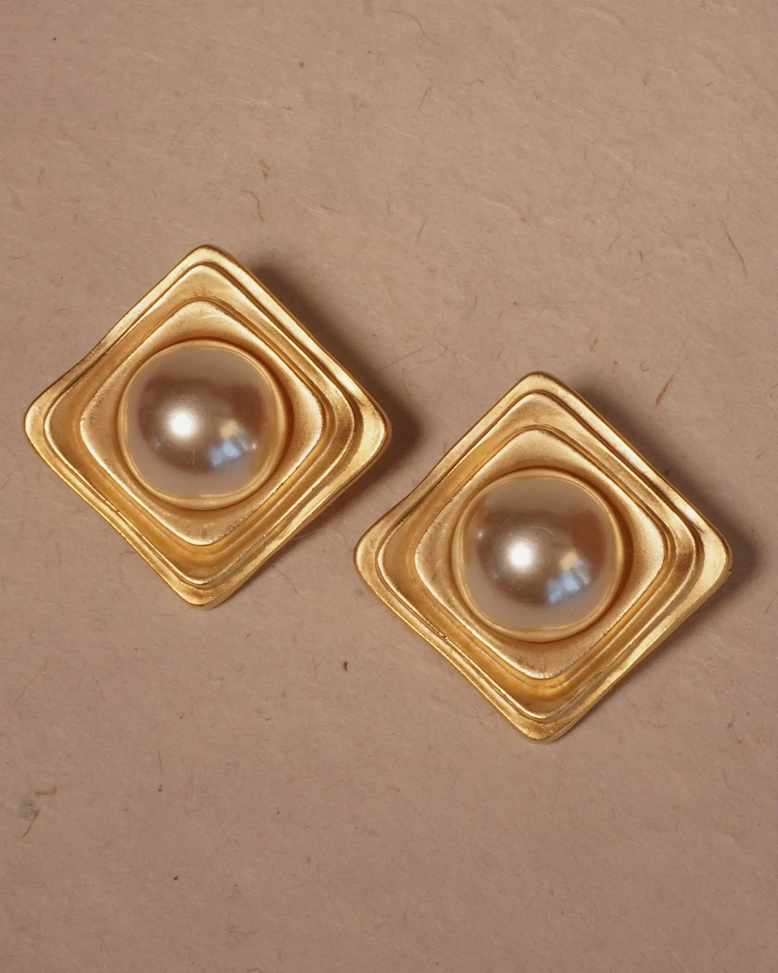 Vintage Oversized Matte Pearl Square Clip Ons