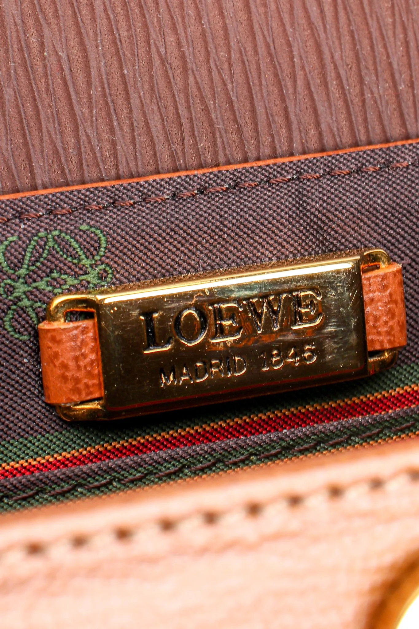 Wrapped Handle Barrel Flap Bag