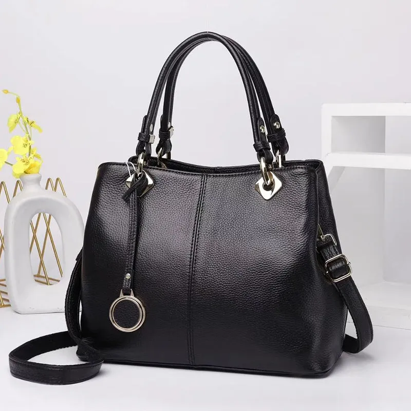 Zhilla Pendant Tote