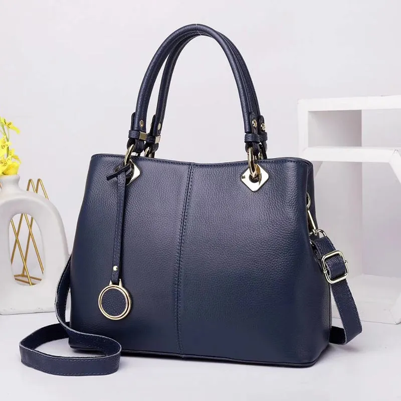 Zhilla Pendant Tote
