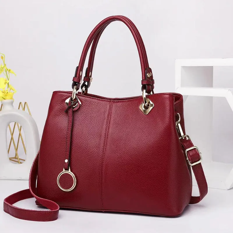 Zhilla Pendant Tote